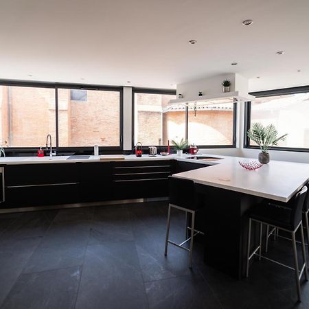 Loft 150 M2 Jacuzzi, Sauna Et Massage Blagnac Exterior foto